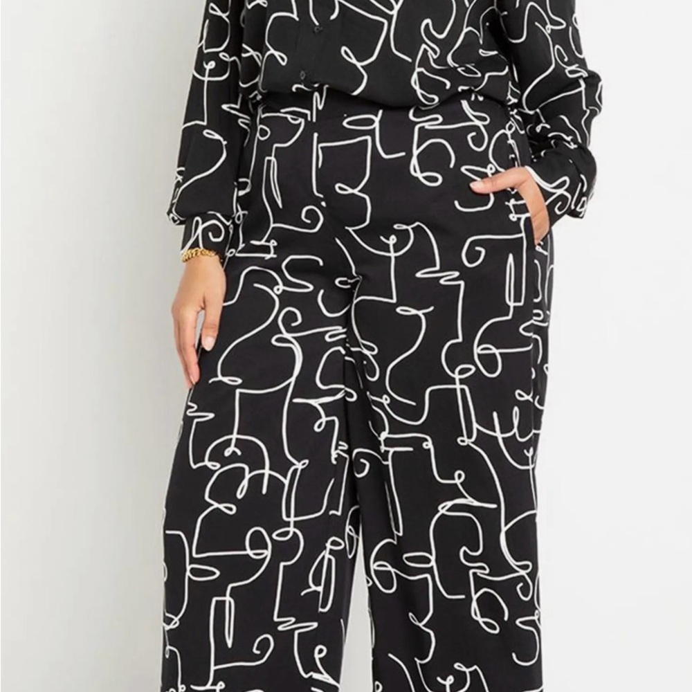 Eloquii Black Blouse with White Abstract Scribble Print set